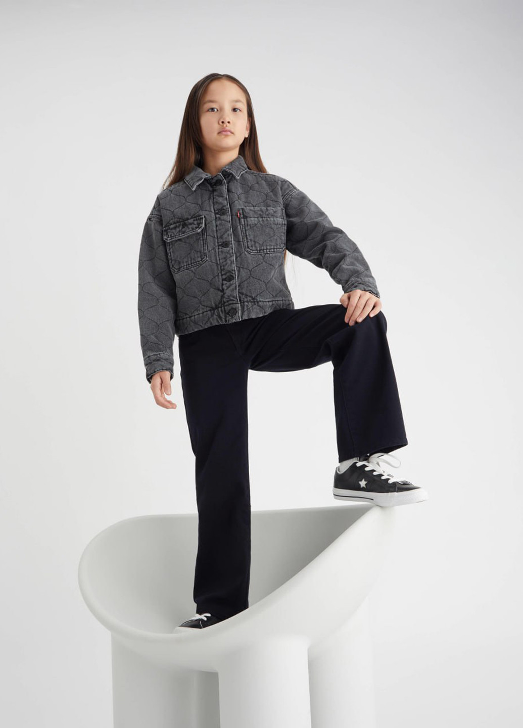 Темно-серая демисезонная куртка Levi's