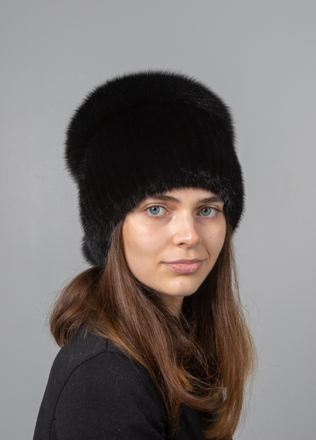 Женская зимняя шапка бини из натурального меха норки с большим помпоном из песца Меховой Стиль шарик (254953049)