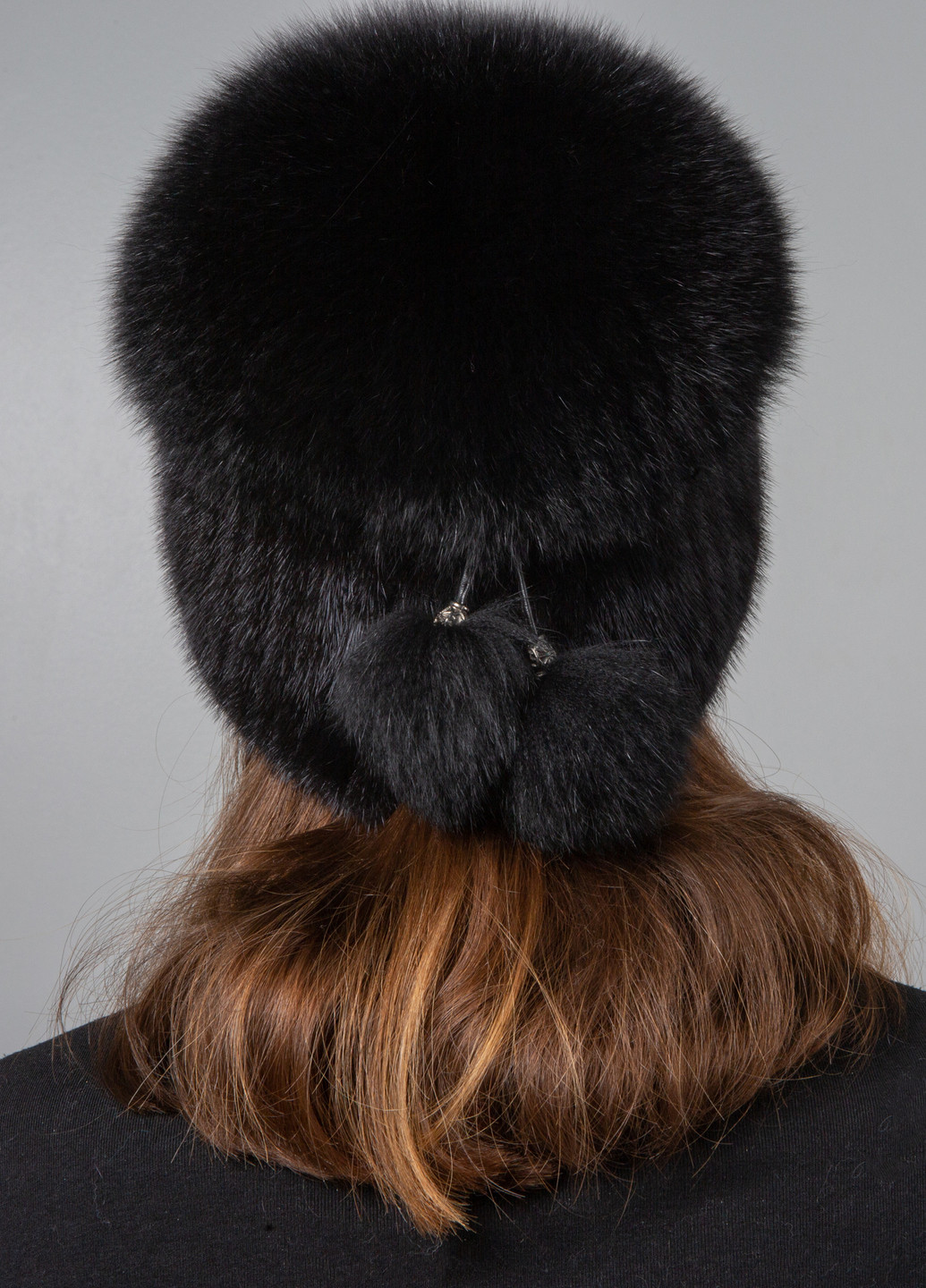 Жіноча зимова шапка біні з натурального хутра норки з великим помпоном з песця Меховой Стиль шарик (254953049)