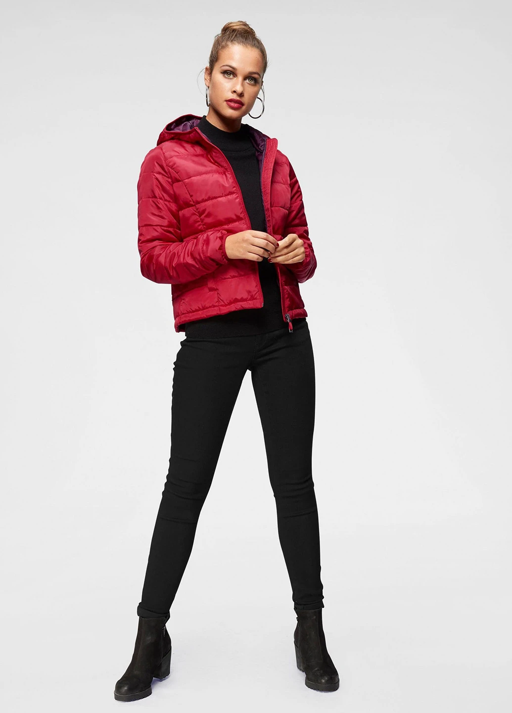 Червона демісезонна куртка Vero Moda