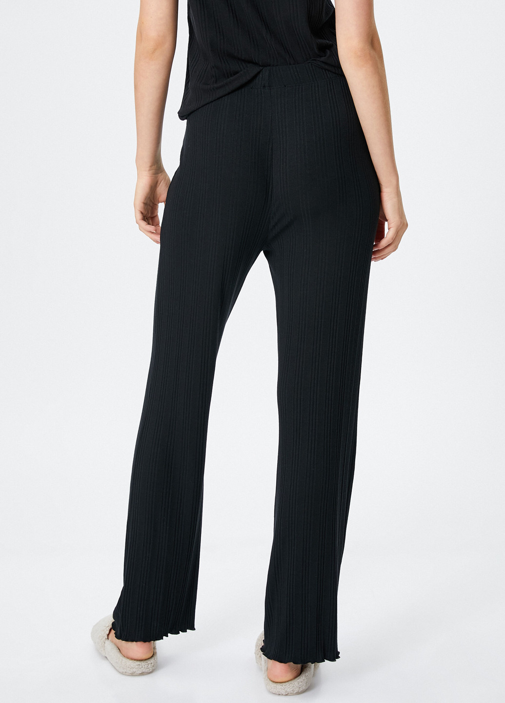 Черная всесезон пижама (футболка, брюки) футболка + брюки KOTON