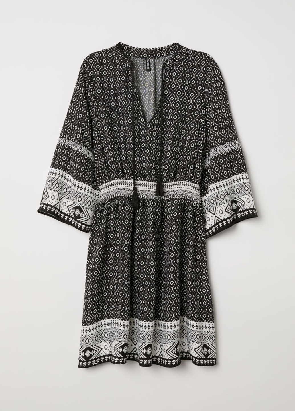 Черно-белое кэжуал платье а-силуэт H&M с геометрическим узором