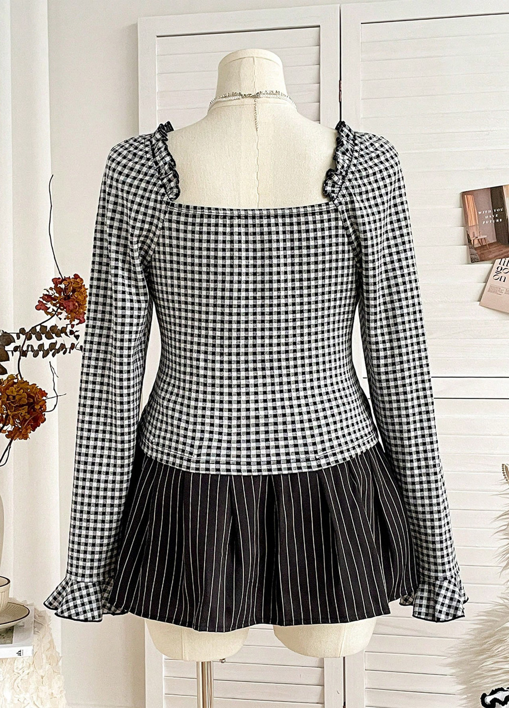 Чорно-біла блуза SHEIN