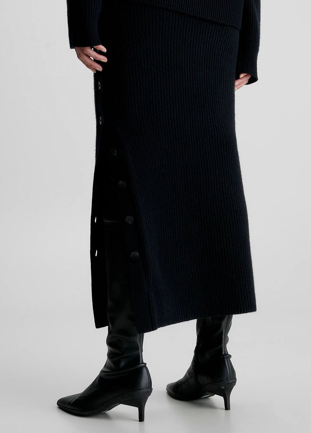 Черная кэжуал однотонная юбка Calvin Klein карандаш