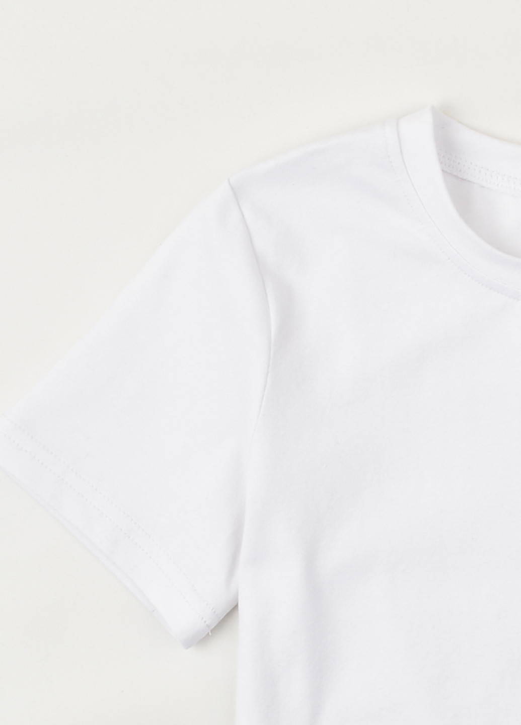 Белая демисезонная футболка Garnamama