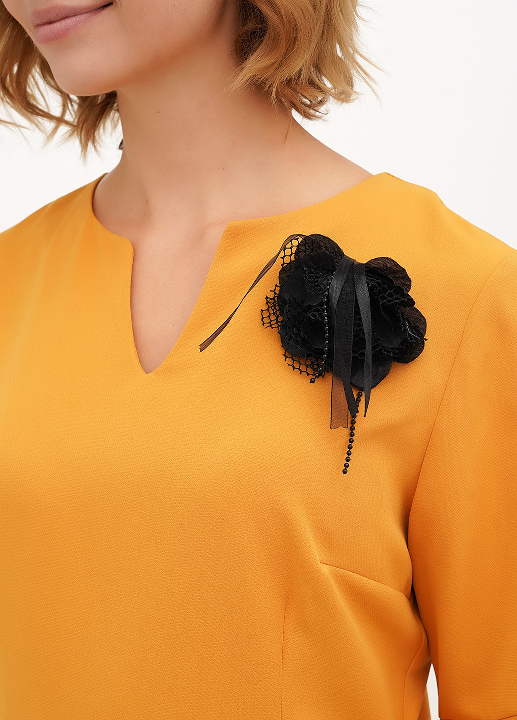 Охра коктейльное, праздничный платье а-силуэт Vicolo однотонное