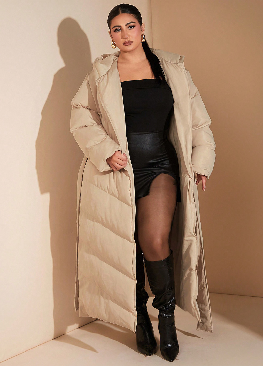 Песочная демисезонная куртка SHEIN