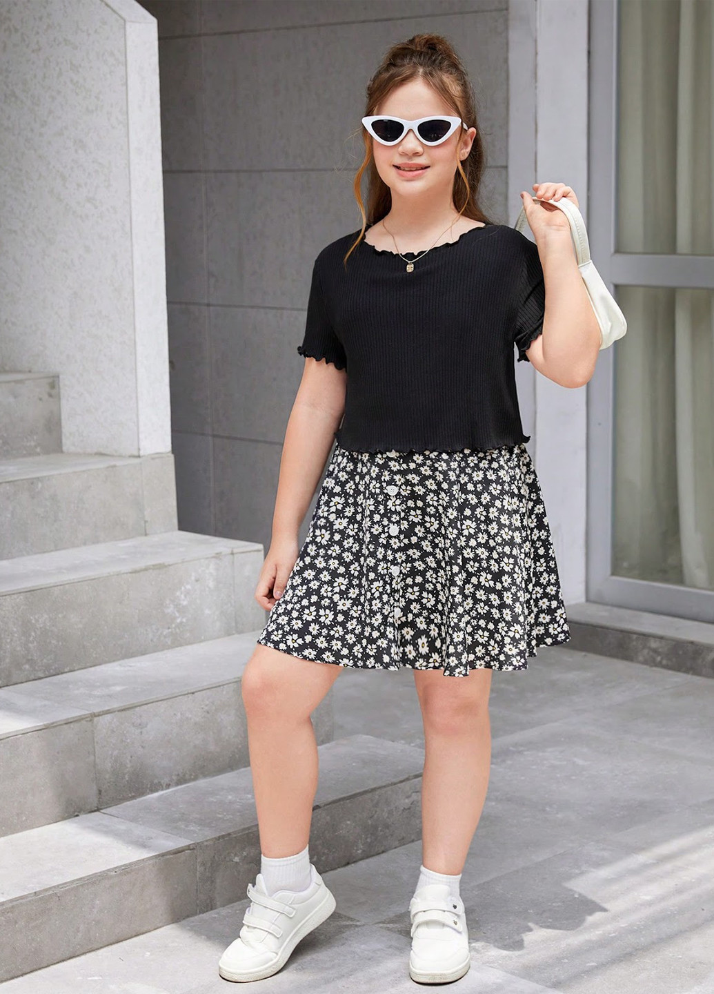 Чорно-білий літній костюм (топ, спідниця) SHEIN