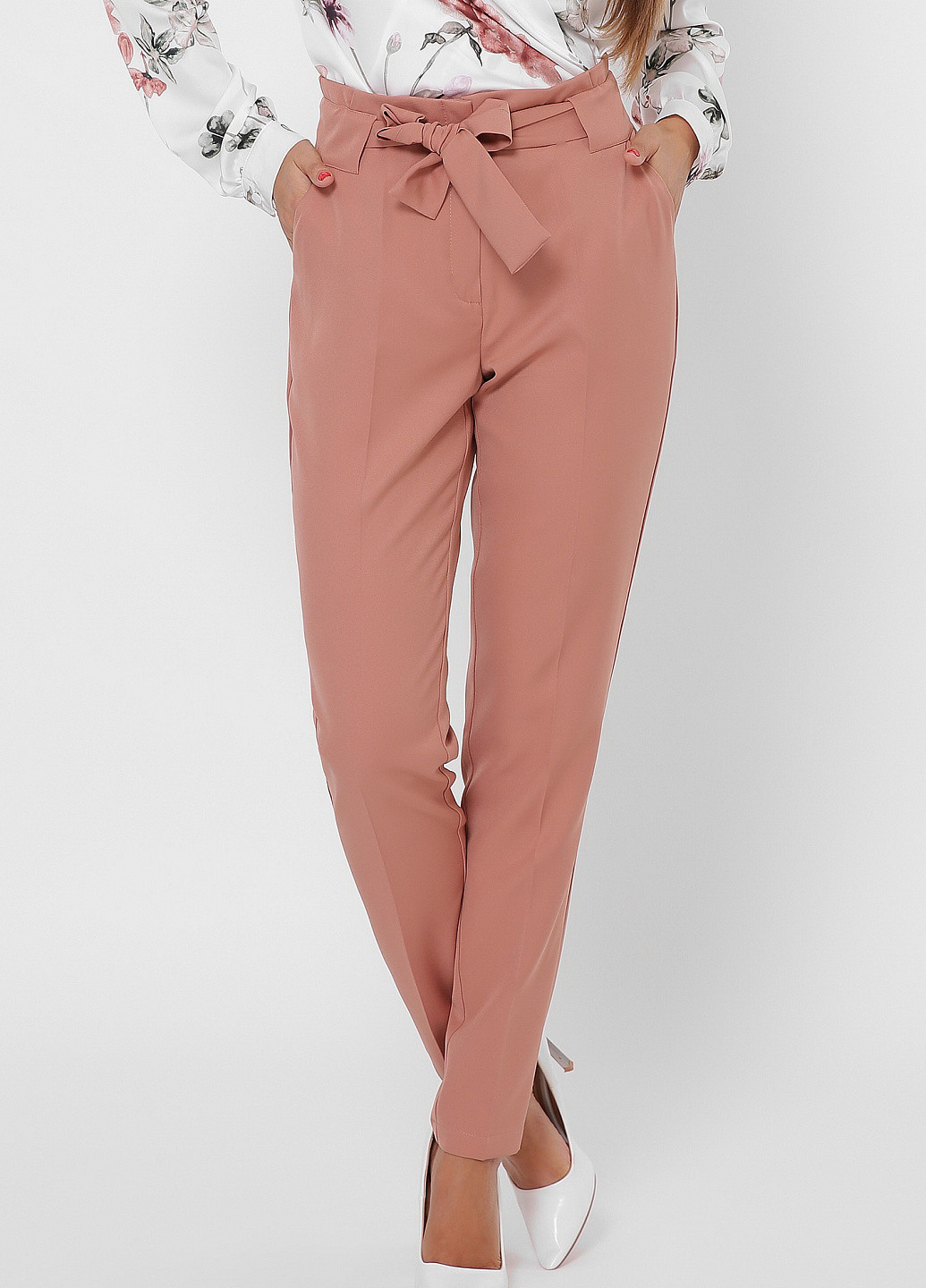 Персиковые кэжуал демисезонные зауженные брюки Carica