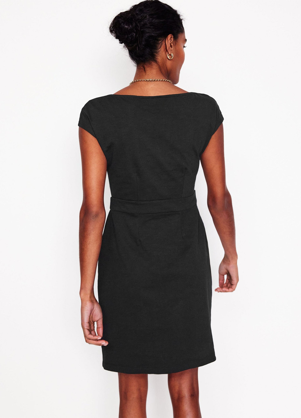 Чорна кежуал сукня футляр Boden однотонна