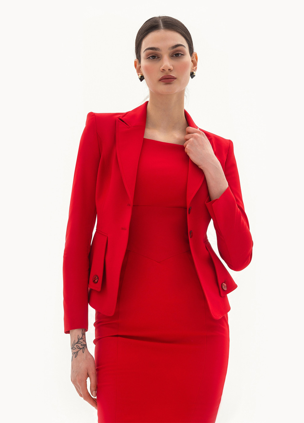 Красный женский жакет BGL однотонный - демисезонный