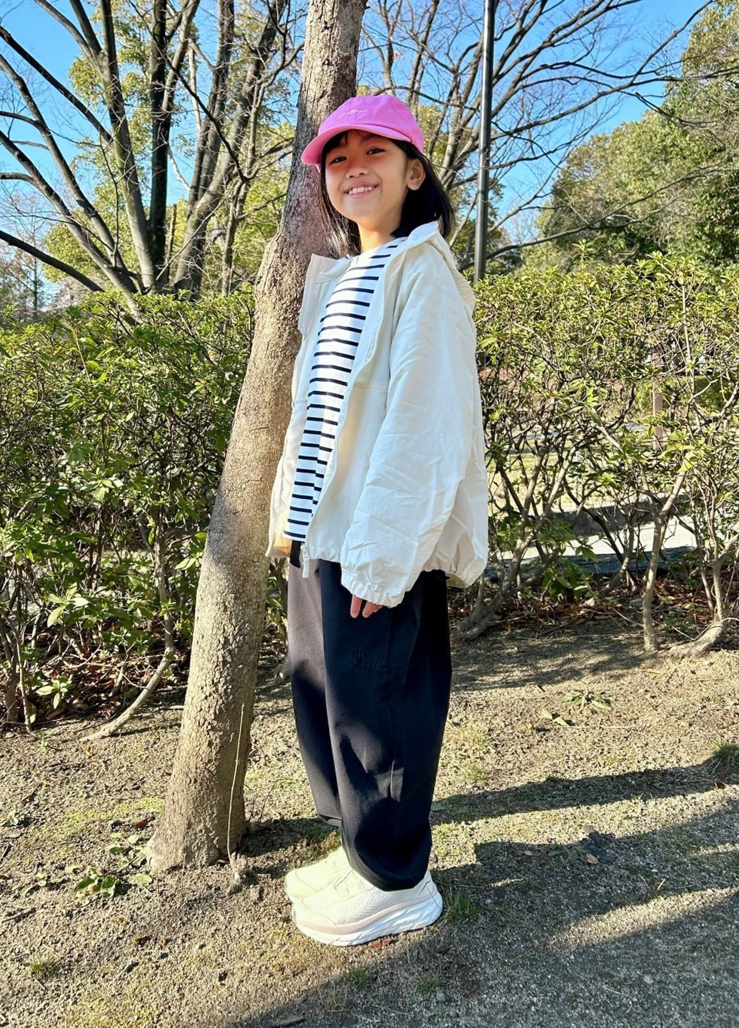 Молочна демісезонна куртка Uniqlo