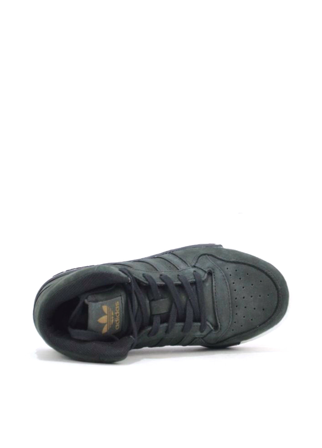 Темно-зеленые осенние ботинки adidas
