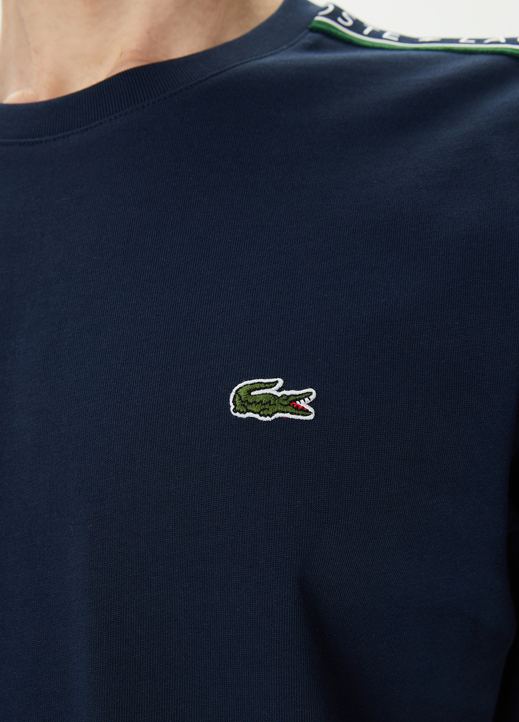 Темно-синяя футболка Lacoste