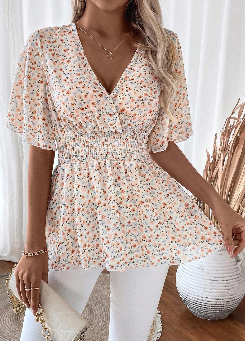 Кремова блуза SHEIN
