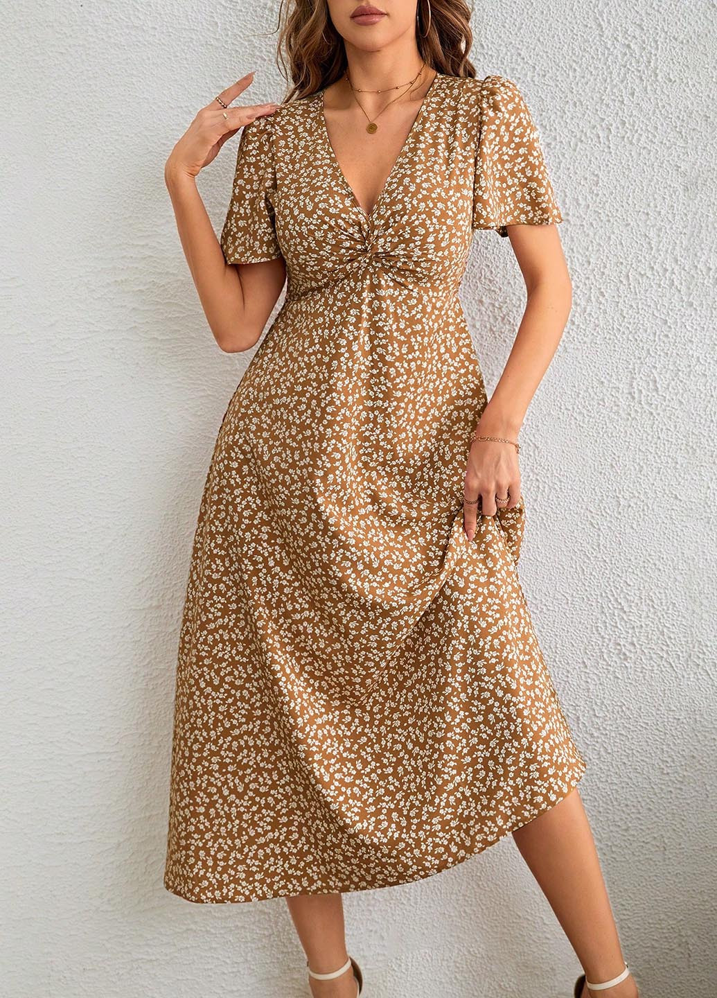 Коричневое кэжуал платье в стиле ампир SHEIN с цветочным принтом