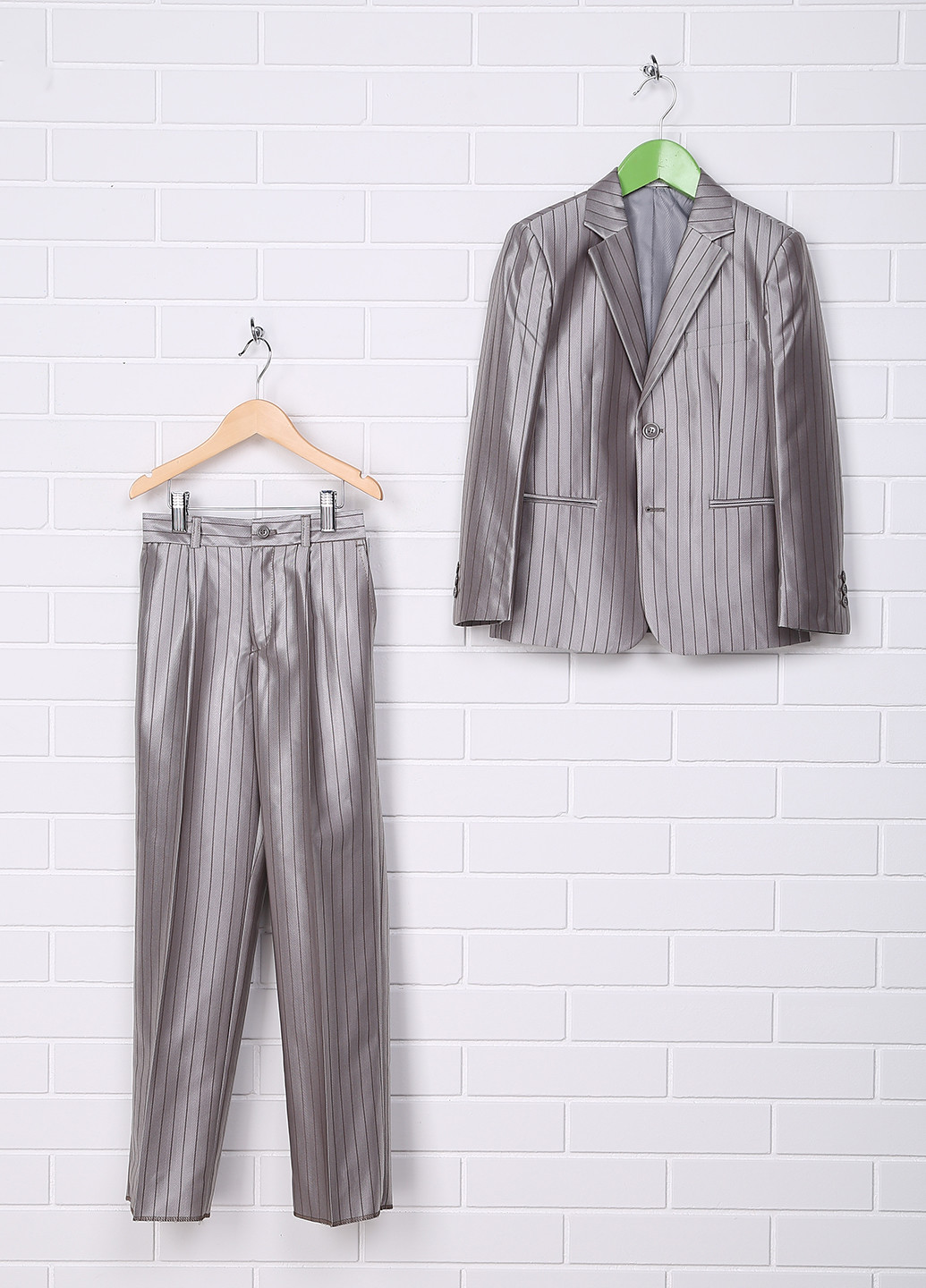 Светло-серый демисезонный костюм (пиджак, брюки) брючный Миа-Стиль