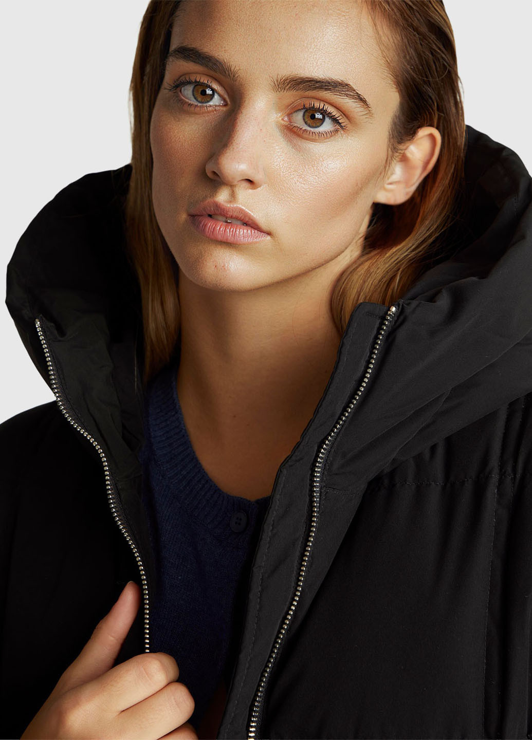 Чорна демісезонна куртка United Colors of Benetton