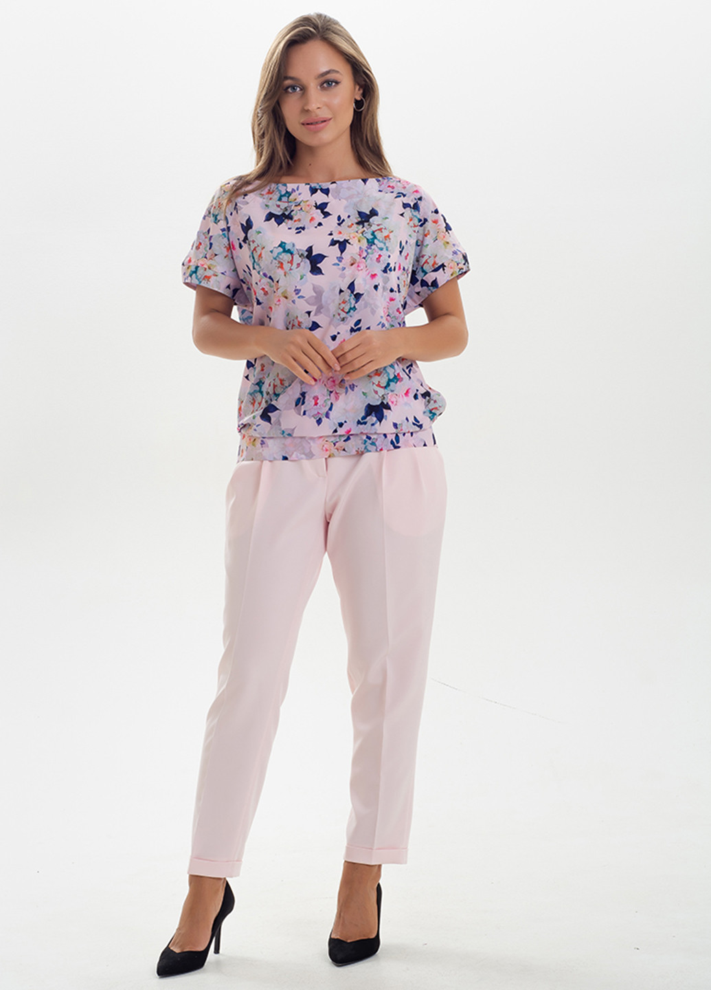 Розовая летняя блуза Sellin