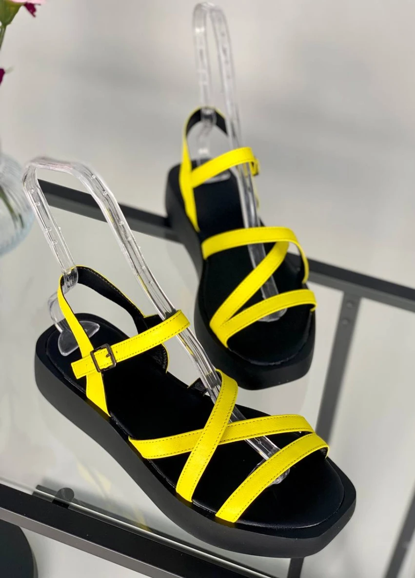 Желтые босоножки shoesband Brand без застежки