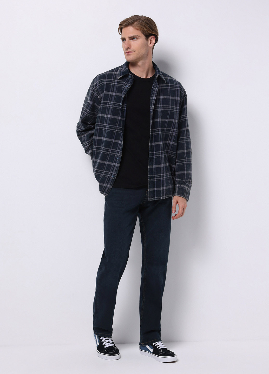 Темно-синие демисезонные регюлар фит джинсы Colin's