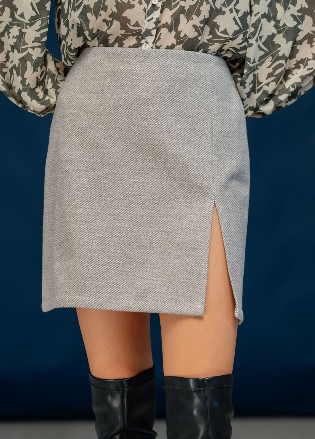 Серая кэжуал юбка Azuri