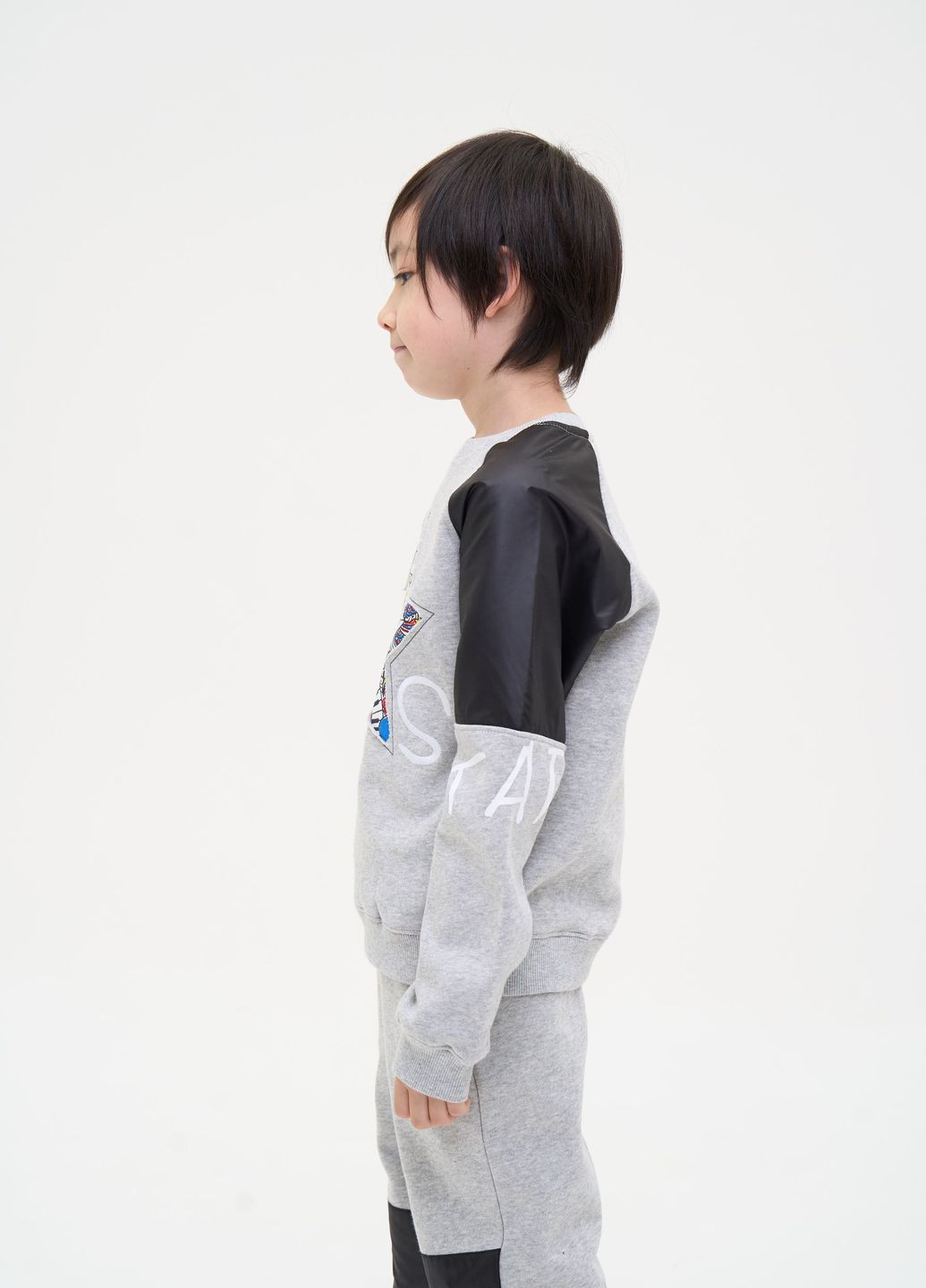 Yumster свитшот утепленный с рисунком и вышивкой, серый рисунок серый кэжуал хлопок