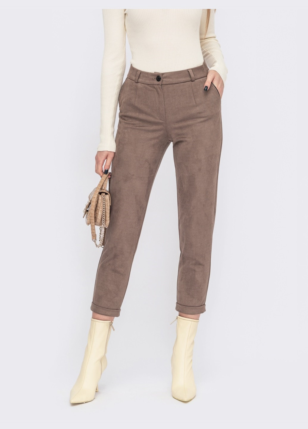 завужені штани із замші з підворотами бежеві Dressa (261853351)