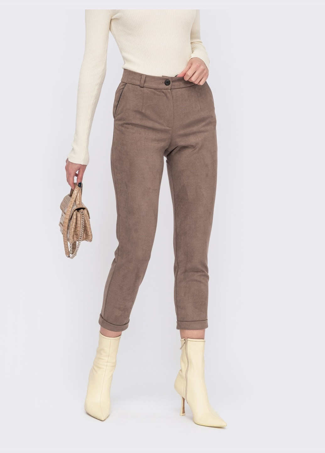 завужені штани із замші з підворотами бежеві Dressa (261853351)