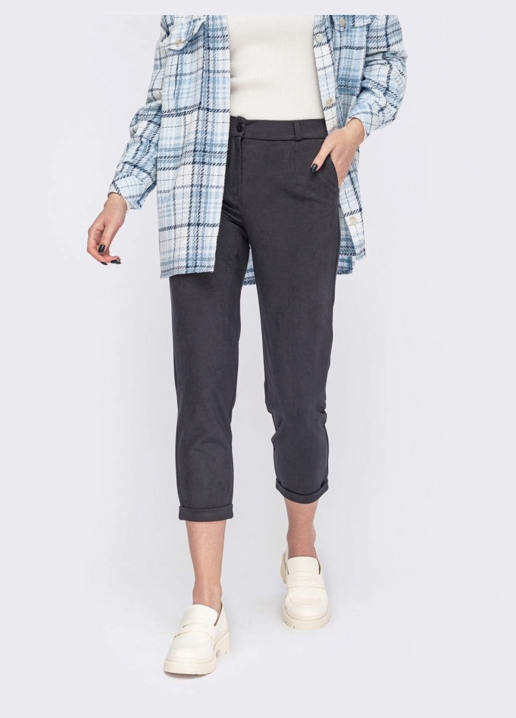 завужені штани із замші з підворотами темно-сірі Dressa (261853376)