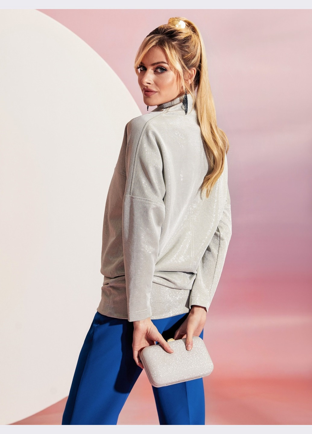 Серый джемпер серого цвета с рукавом "летучая мышь" Dressa