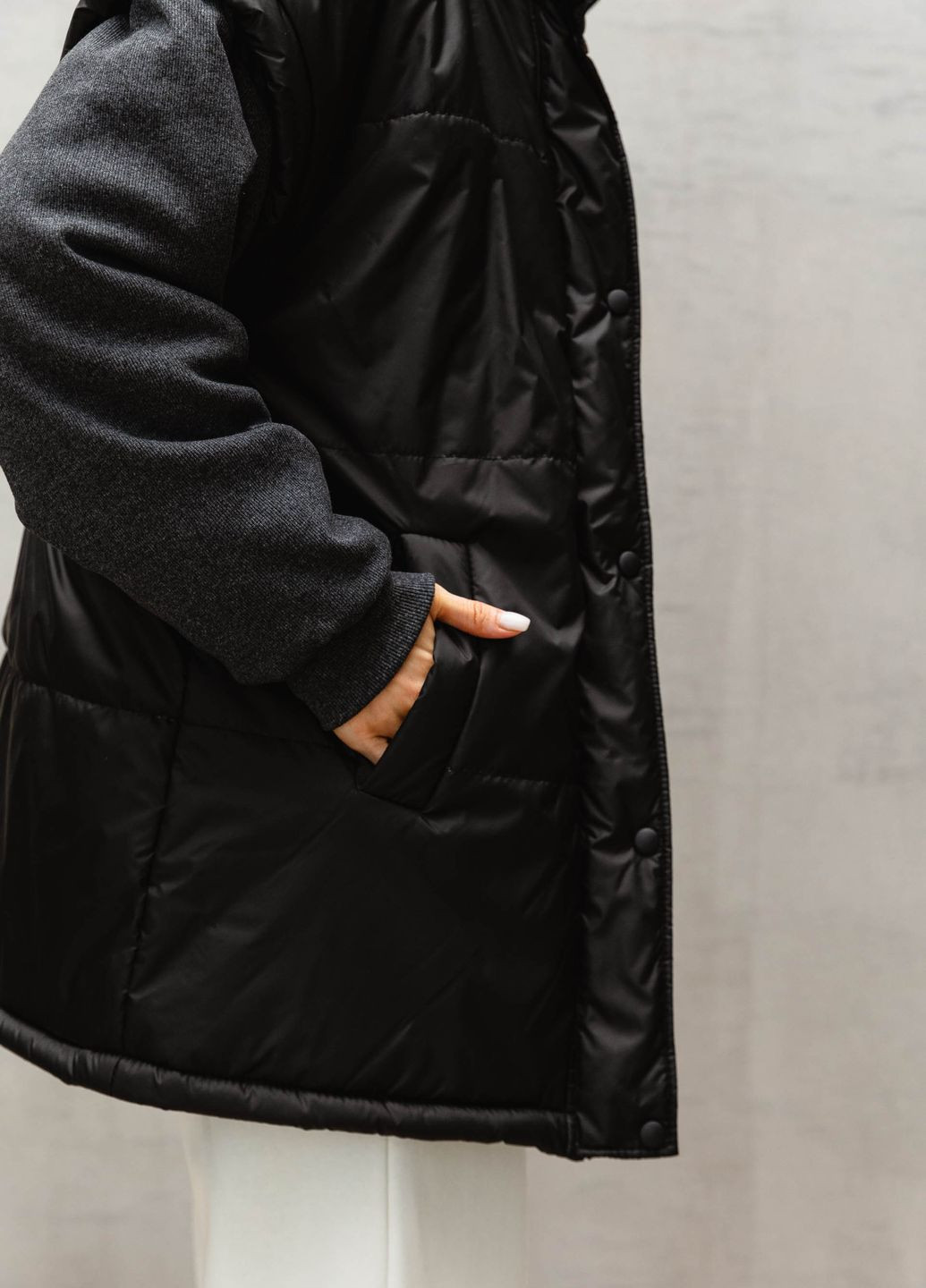 Чорна демісезонна куртка ST-Seventeen