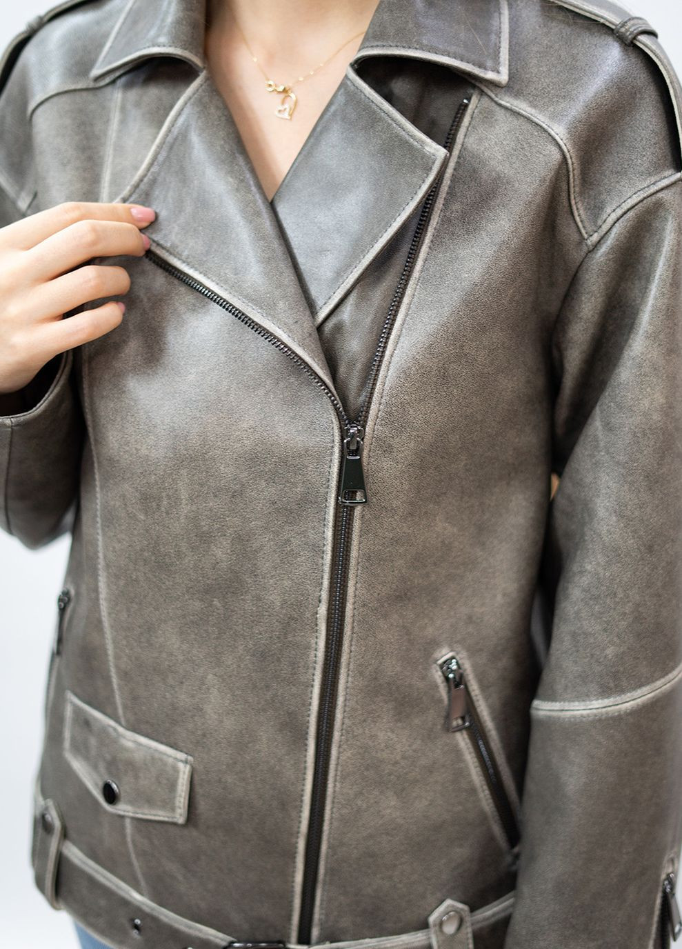 Оливковая демисезонная женская кожаная куртка весна Fabio Monti