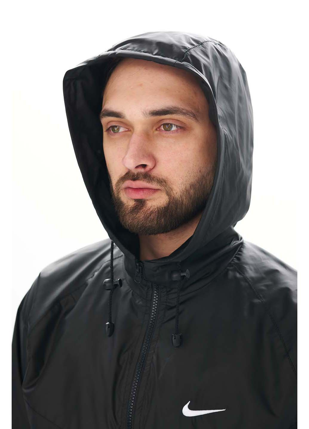 Черная демисезонная куртка windrunner jacket Nike