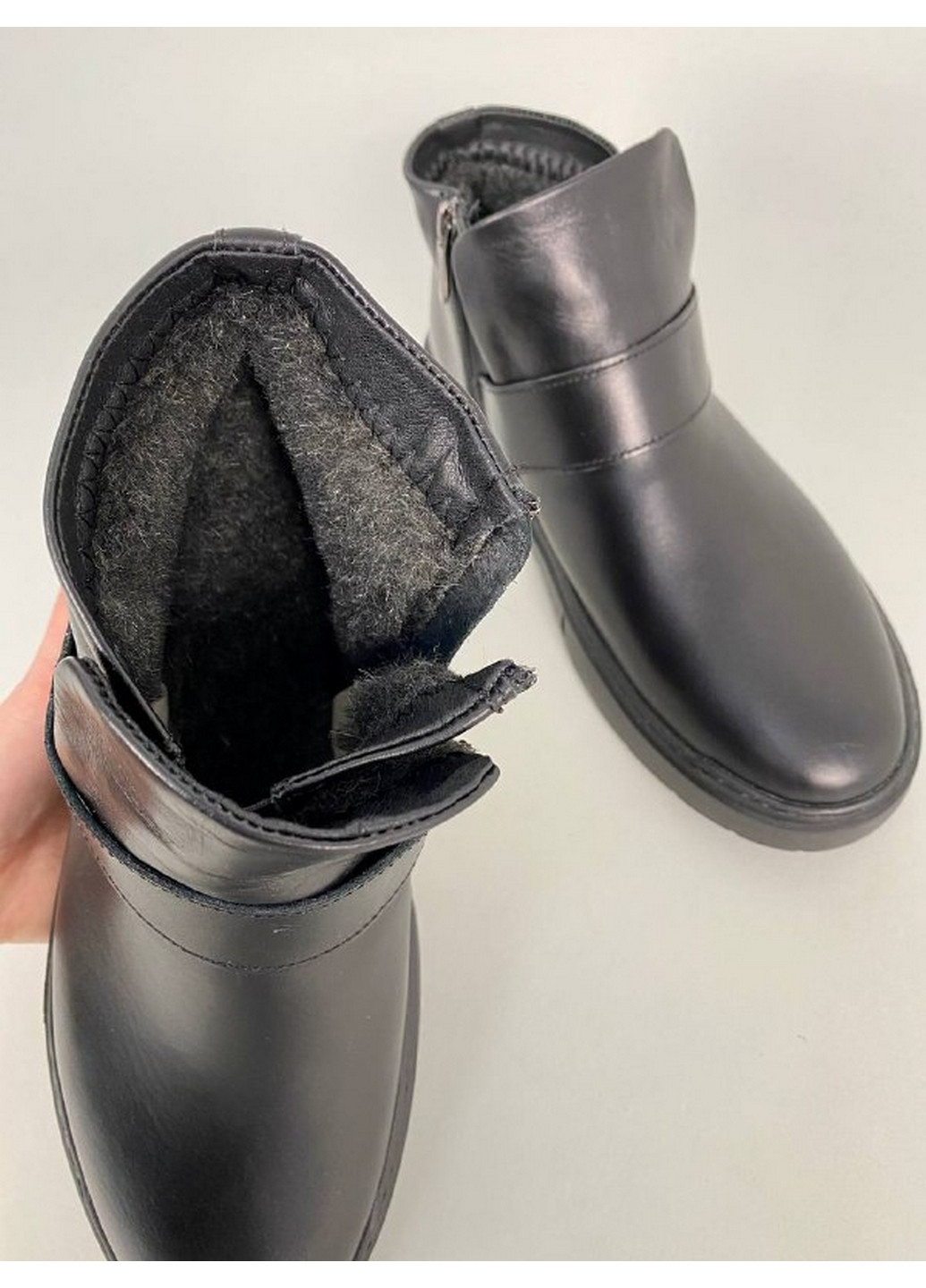 Черные зимние мужские кожаные ботинки 42 VZUTIK