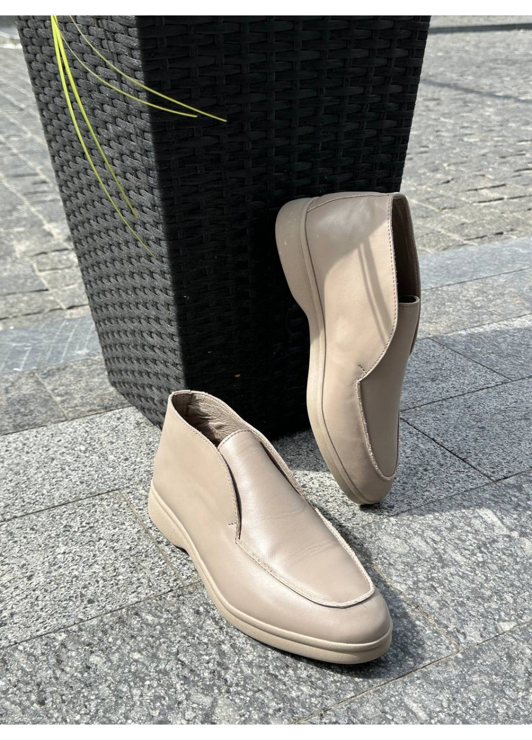 VZUTIK Женские кожаные лоферы 40 бежевый з натуральная кожа, украина — демисезон (262374641)