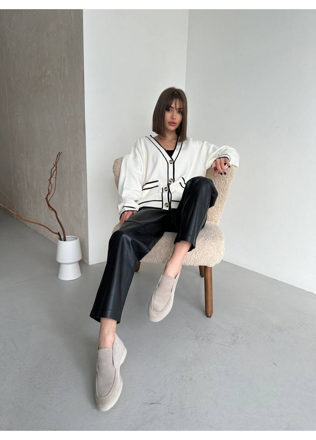 VZUTIK Женские замшевые лоферы 40 песочный з натуральная замша, украина — демисезон (262375141)