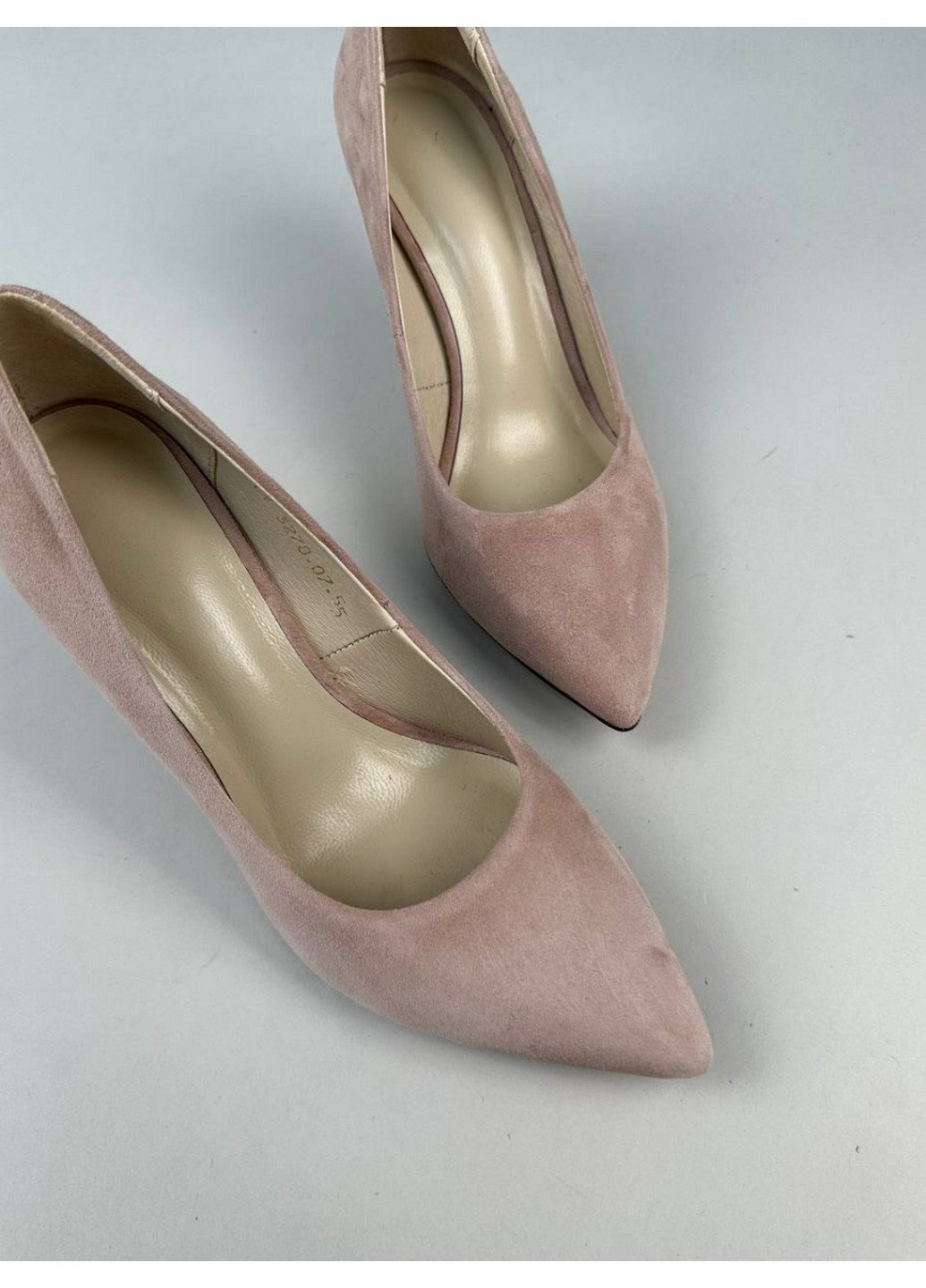 VZUTIK Жіночі велюрові човники 36 бежевий з натуральний велюр, україна — демісезон (262375203)