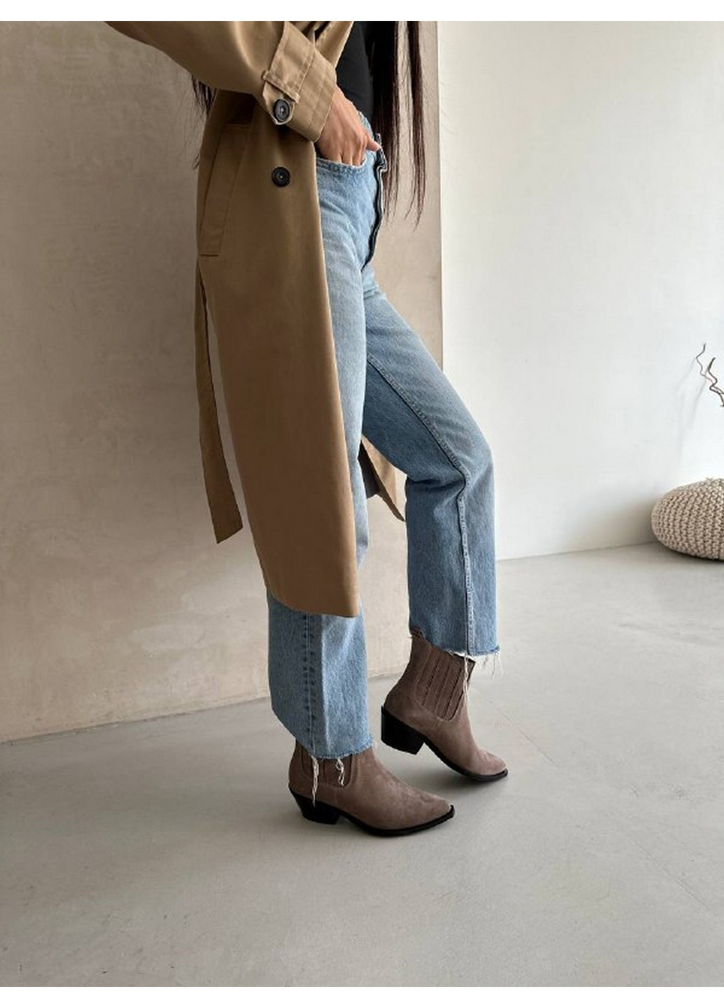 Осенние женские замшевые казаки на каблуке 41 VZUTIK