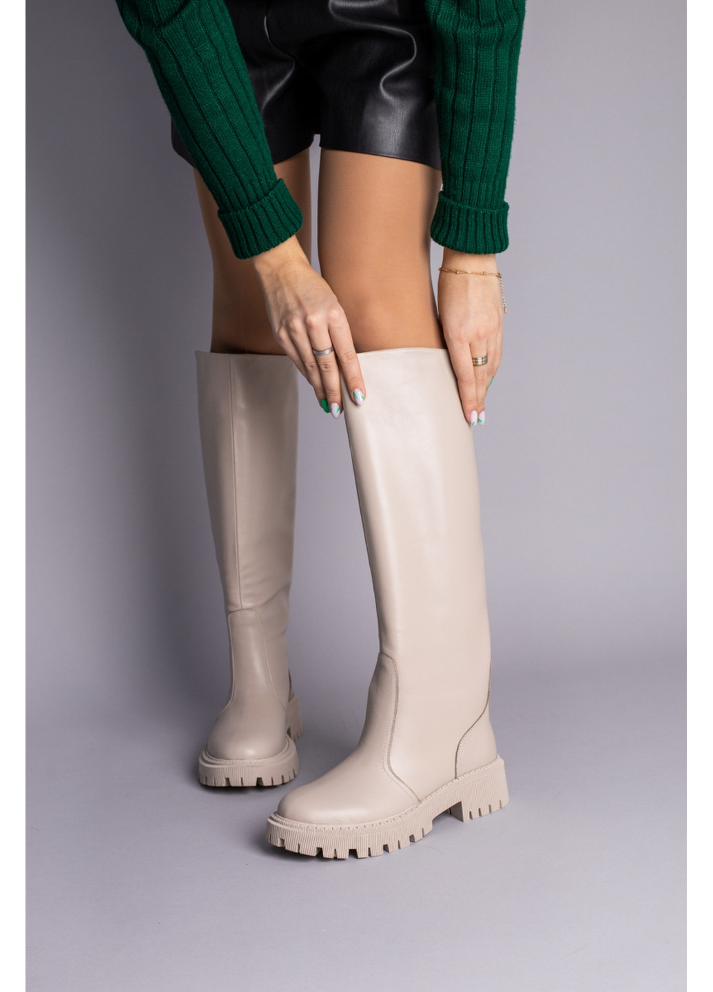 Жіночі шкіряні чоботи-труби 39 VZUTIK (262374667)