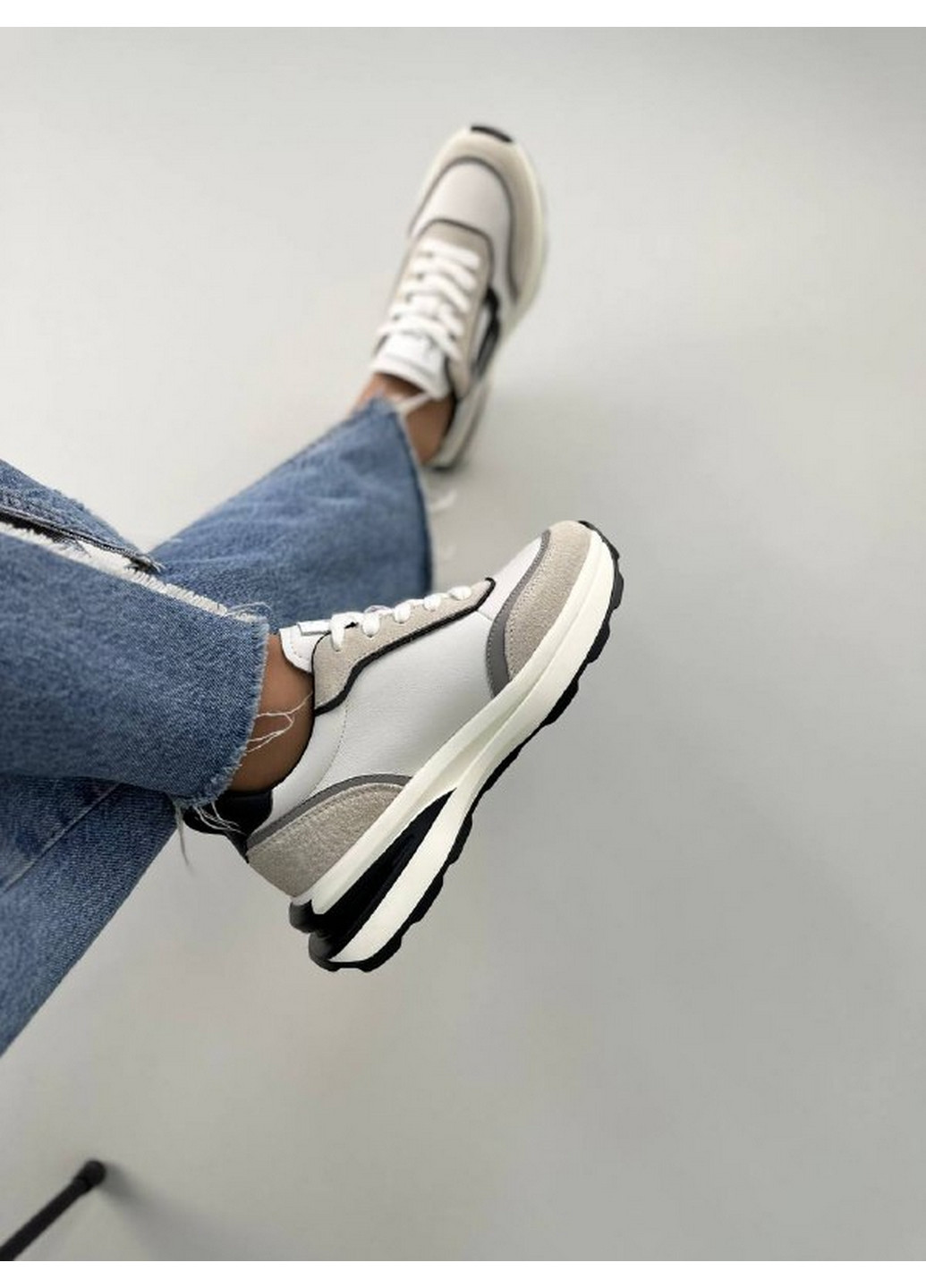 Женские кожаные кроссовки 40 VZUTIK белые демисезоны (262374798)