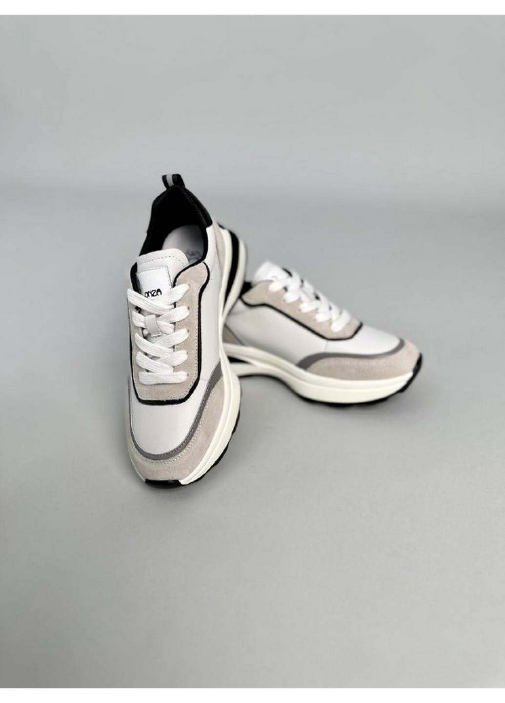 Женские кожаные кроссовки 40 VZUTIK белые демисезоны (262374798)