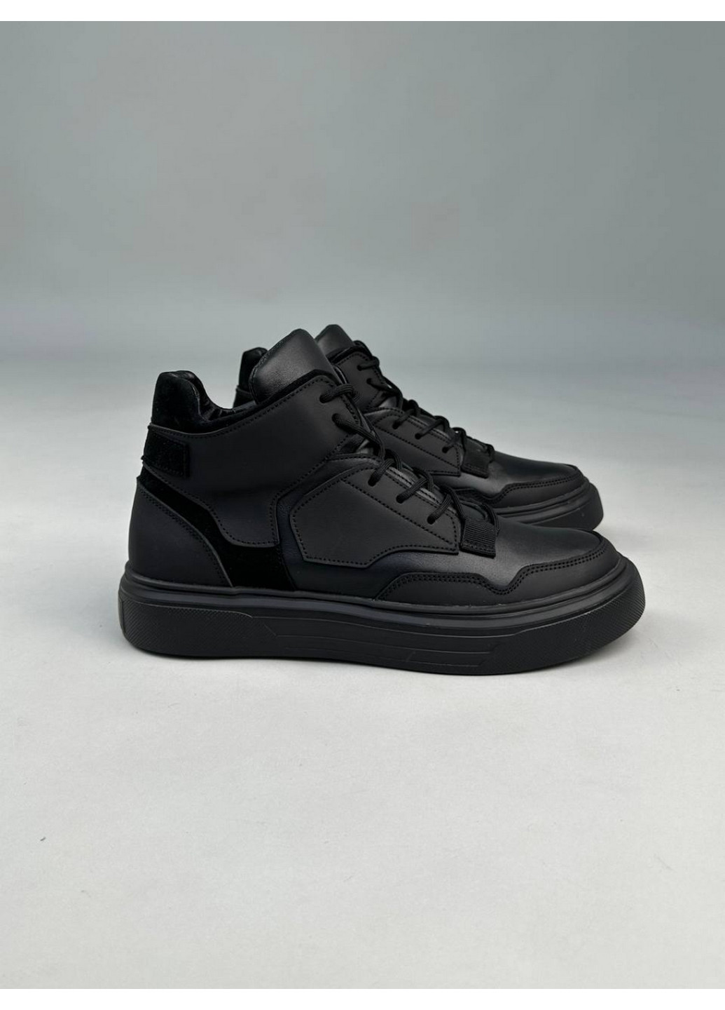 Черные осенние мужские кожаные ботинки 45 VZUTIK