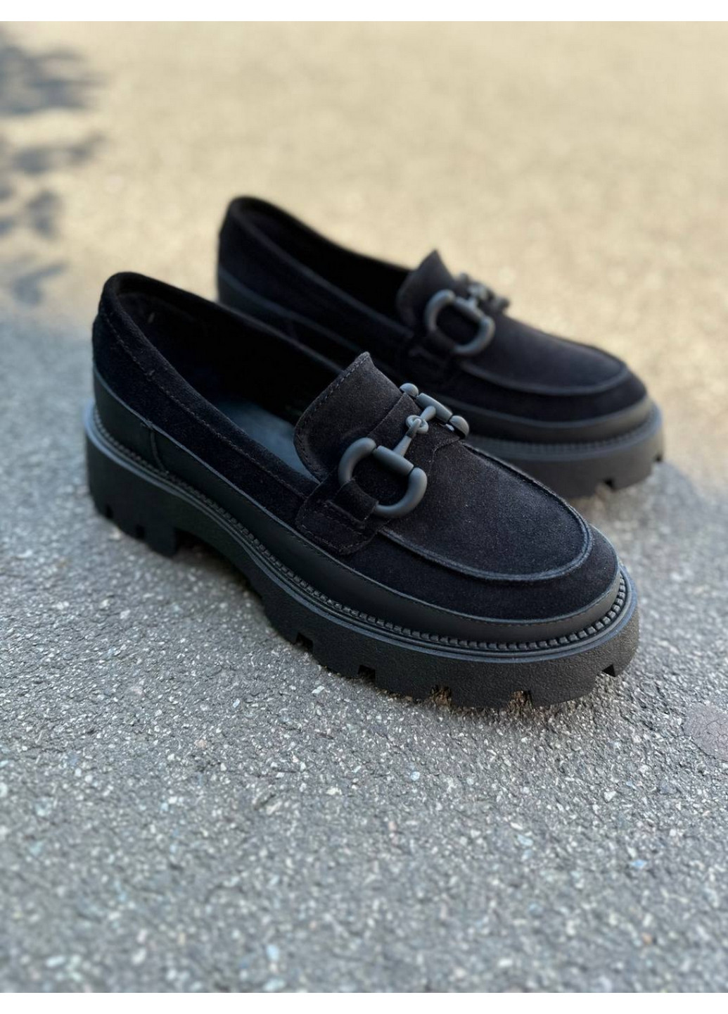 VZUTIK Жіночі замшеві лофери 38 чорний з натуральна замша, україна — демісезон (262378539)