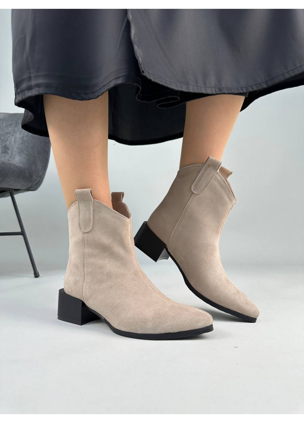 Жіночі замшеві козаки на підборах 39 VZUTIK (262378292)