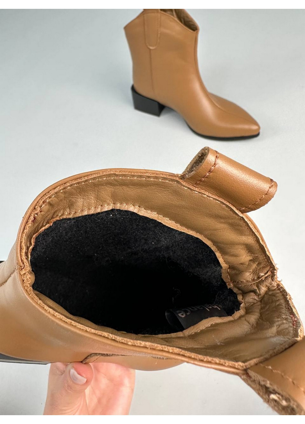 Жіночі шкіряні козаки на підборах 41 VZUTIK (262378302)