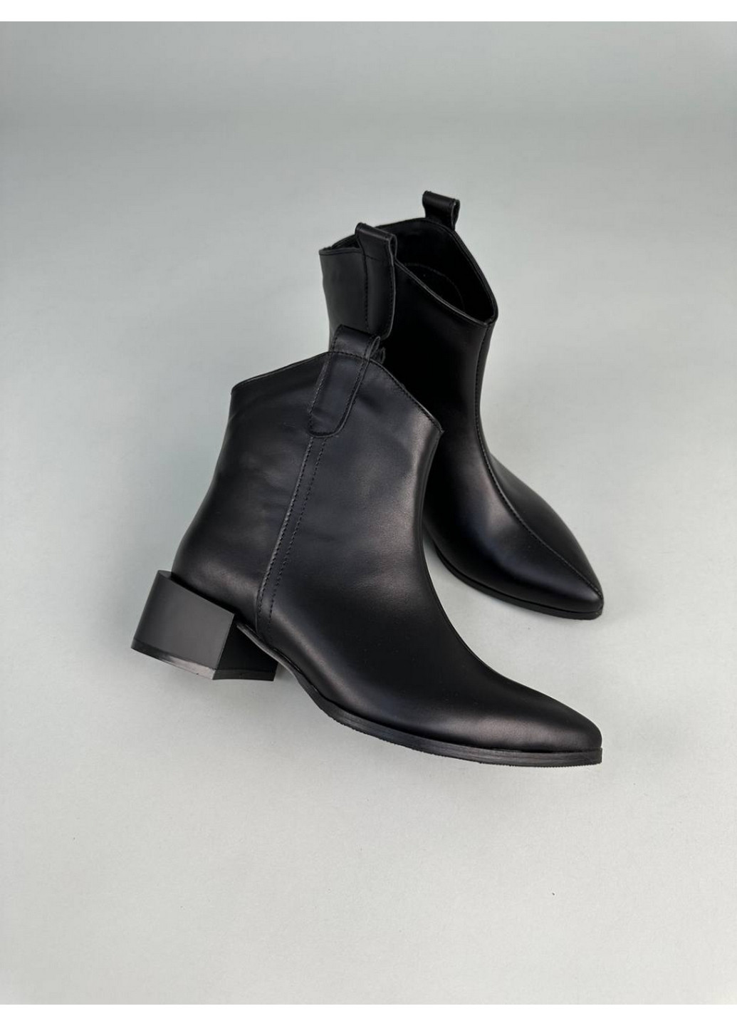 Жіночі шкіряні козаки на підборах 39 VZUTIK (262378543)