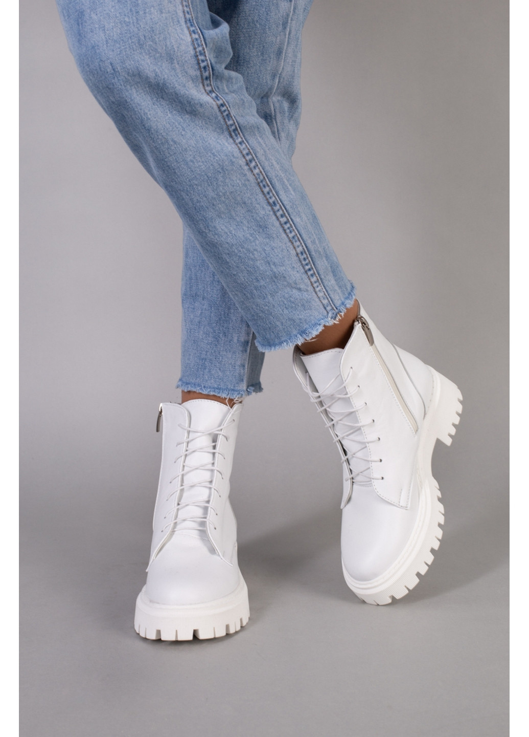 Зимние женские кожаные ботинки 39 VZUTIK