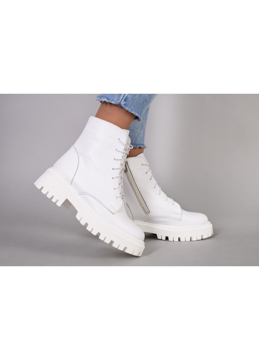 Зимние женские кожаные ботинки 39 VZUTIK