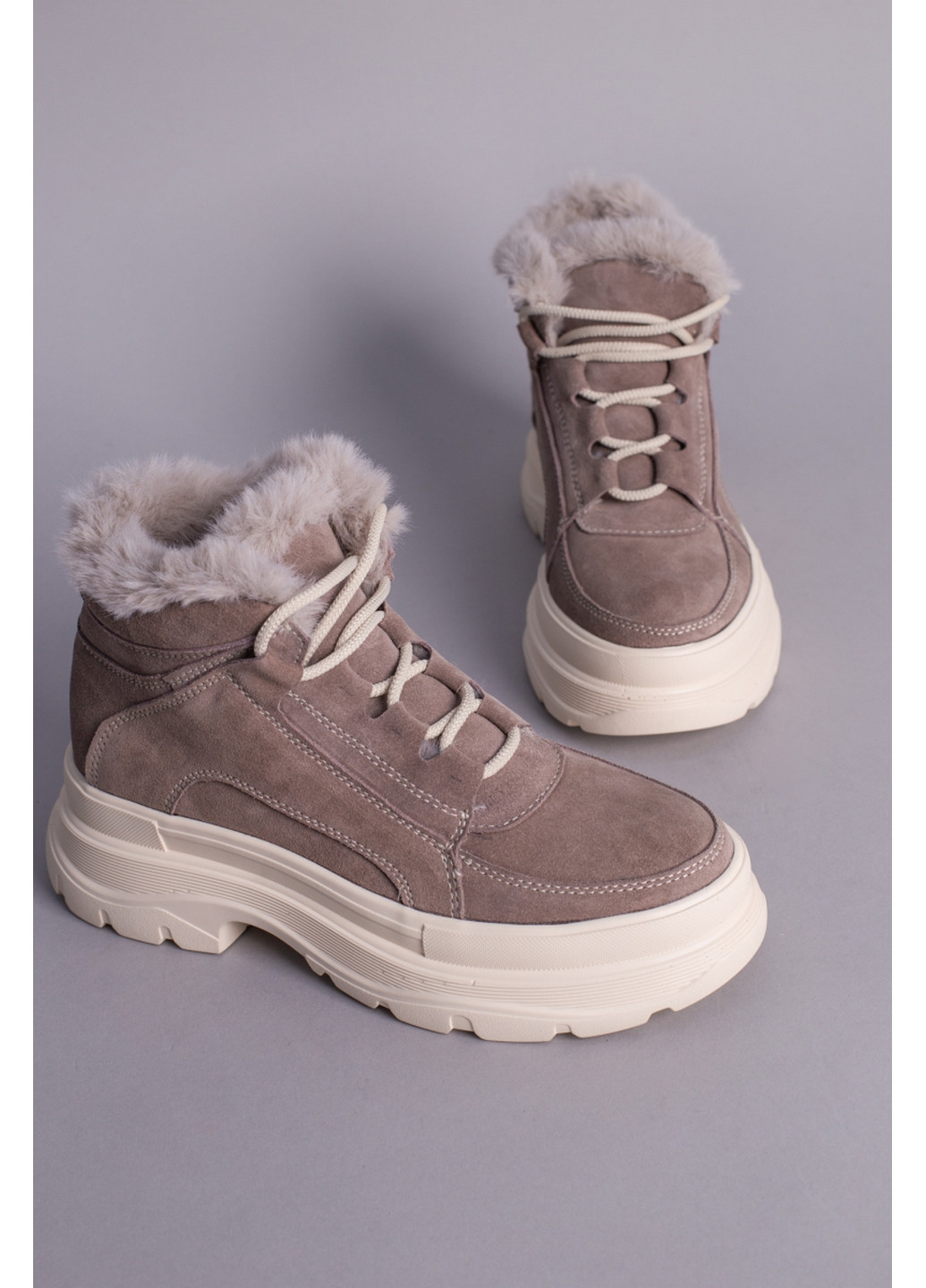 Зимние женские замшевые ботинки 41 VZUTIK из натуральной замши